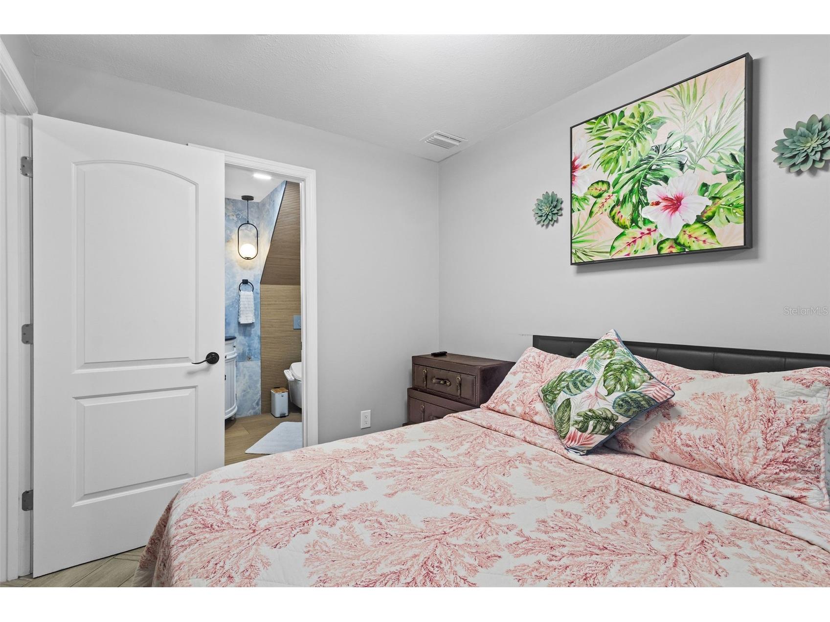 10021 N 53rd Street Tampa FL 33617 TB8509700 image17