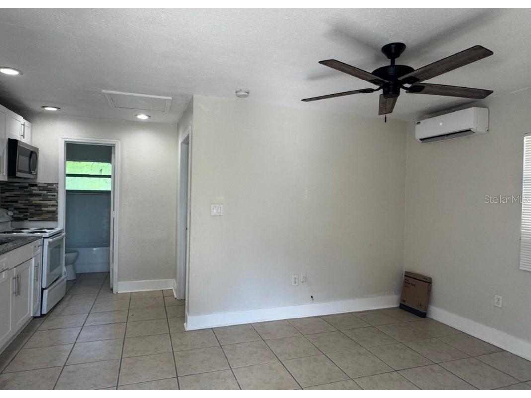 10022 N Lantana Avenue #A Tampa FL 33612 TB8445822 image2