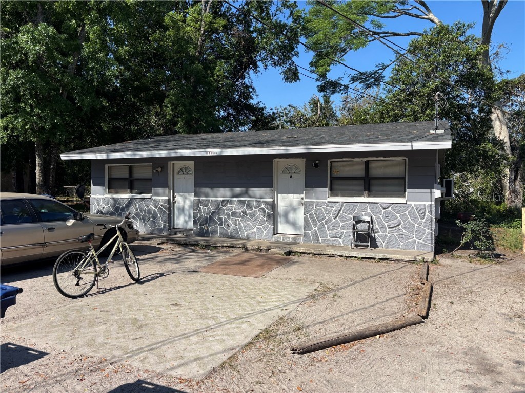 10022 N Lantana Avenue Tampa FL 33612 TB8366437 image1