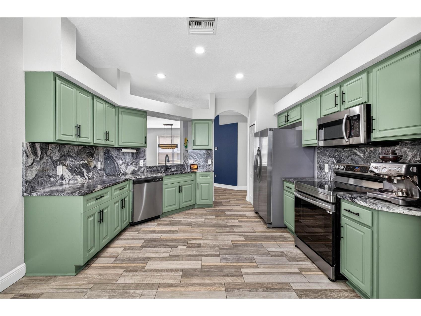 10024 Coldwater Loop Land O Lakes FL 34638 TB8508788 image13