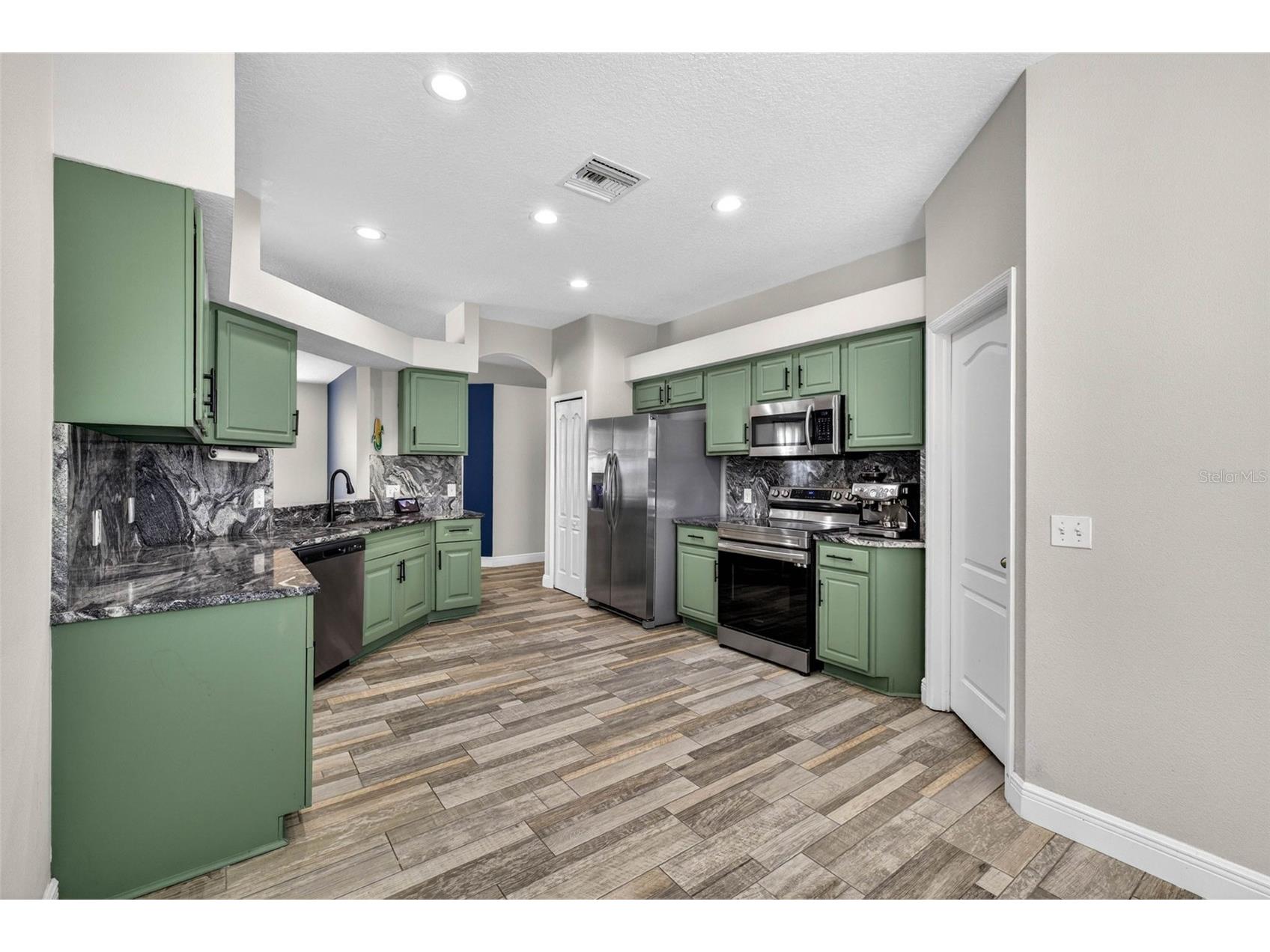 10024 Coldwater Loop Land O Lakes FL 34638 TB8508788 image17