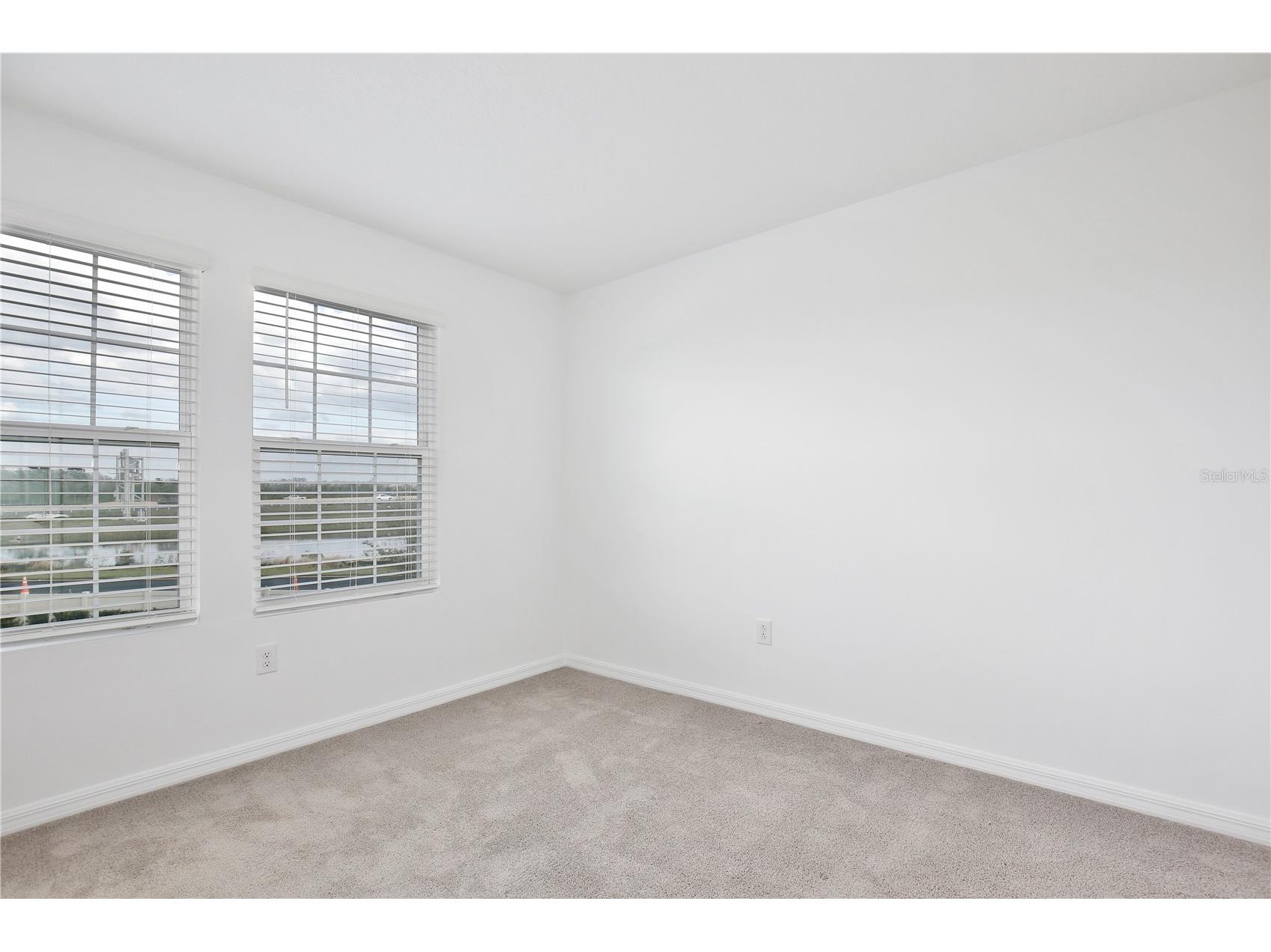 10025 Eagle Rock Alley Orlando FL 32832 O6399789 image18