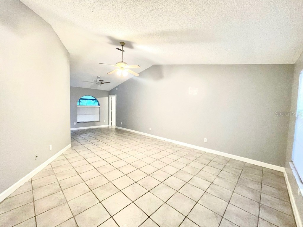 10026 Chesham Drive Orlando FL 32817 O6364964 image3