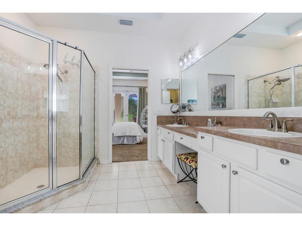 10026 Seymour Way Tampa FL 33626 TB8440531 image28