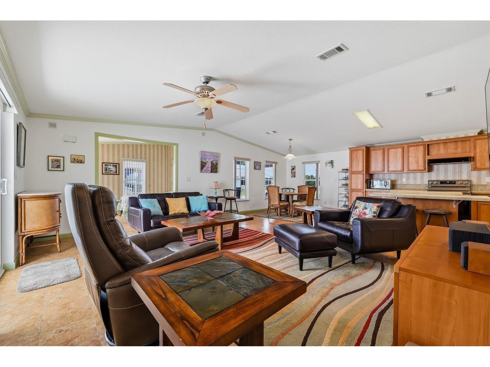 10027 Equity Avenue Dade City FL 33525 A4690909 image23