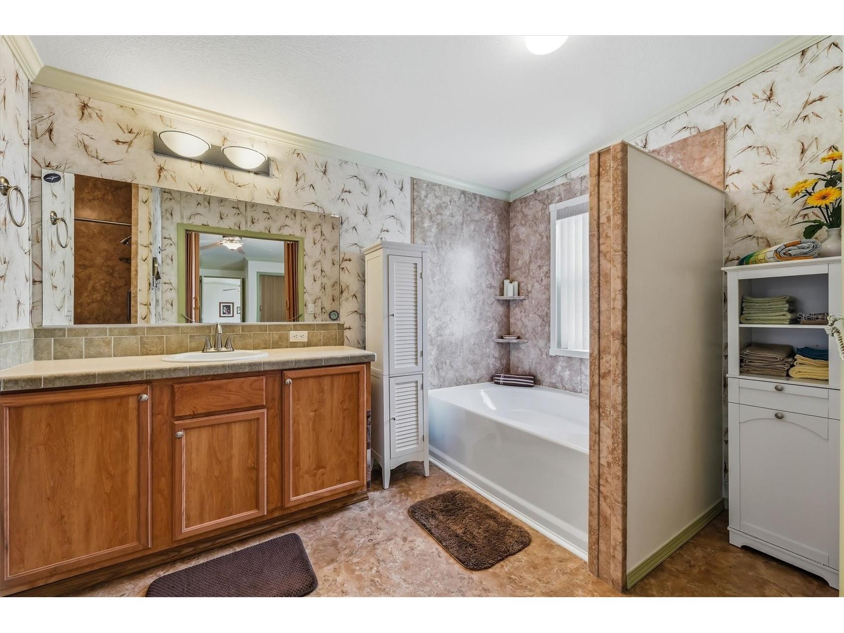 10027 Equity Avenue Dade City FL 33525 A4690909 image35