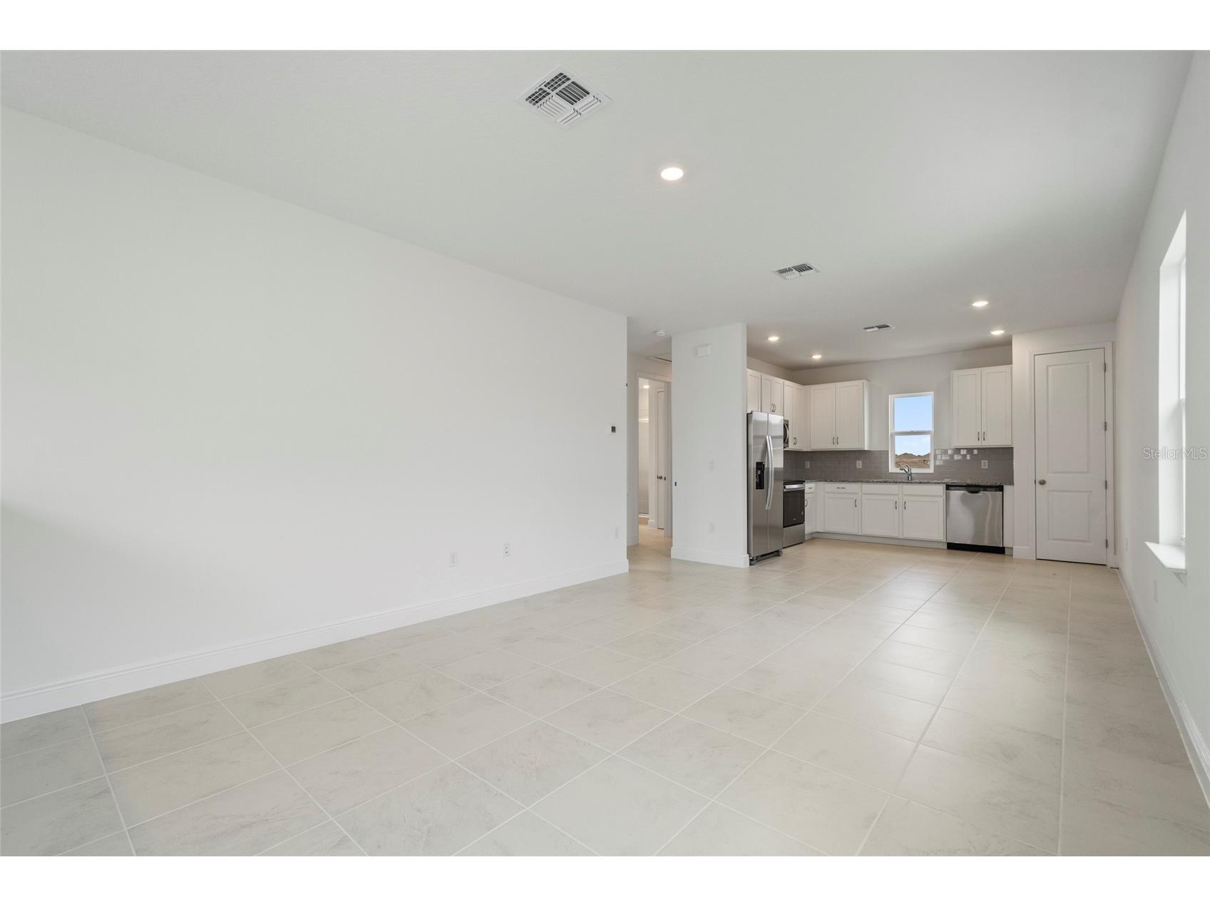 10027 Gobat Alley Orlando FL 32827 O6410155 image6