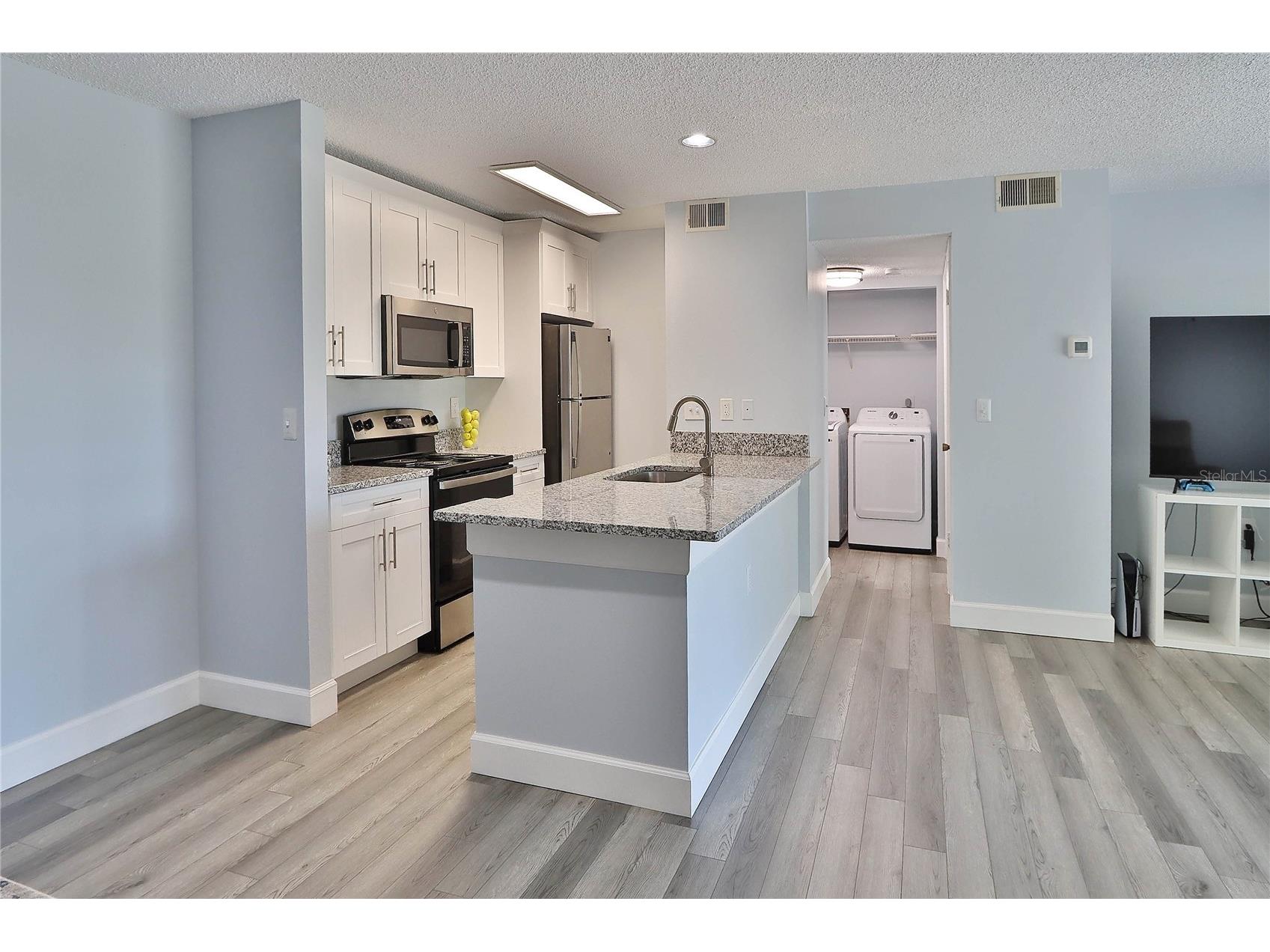 10028 Strafford Oak Court #712 Tampa FL 33624 TB8507792 image2