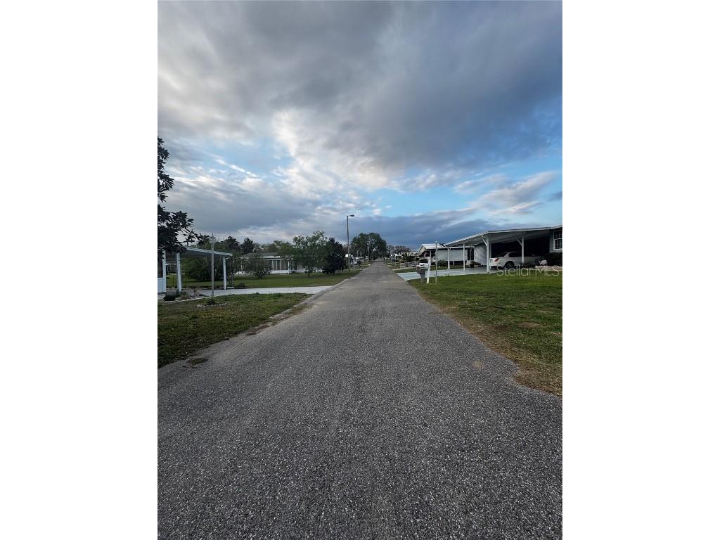 10028 Wellington Avenue Dade City FL 33525 TB8359597 image4