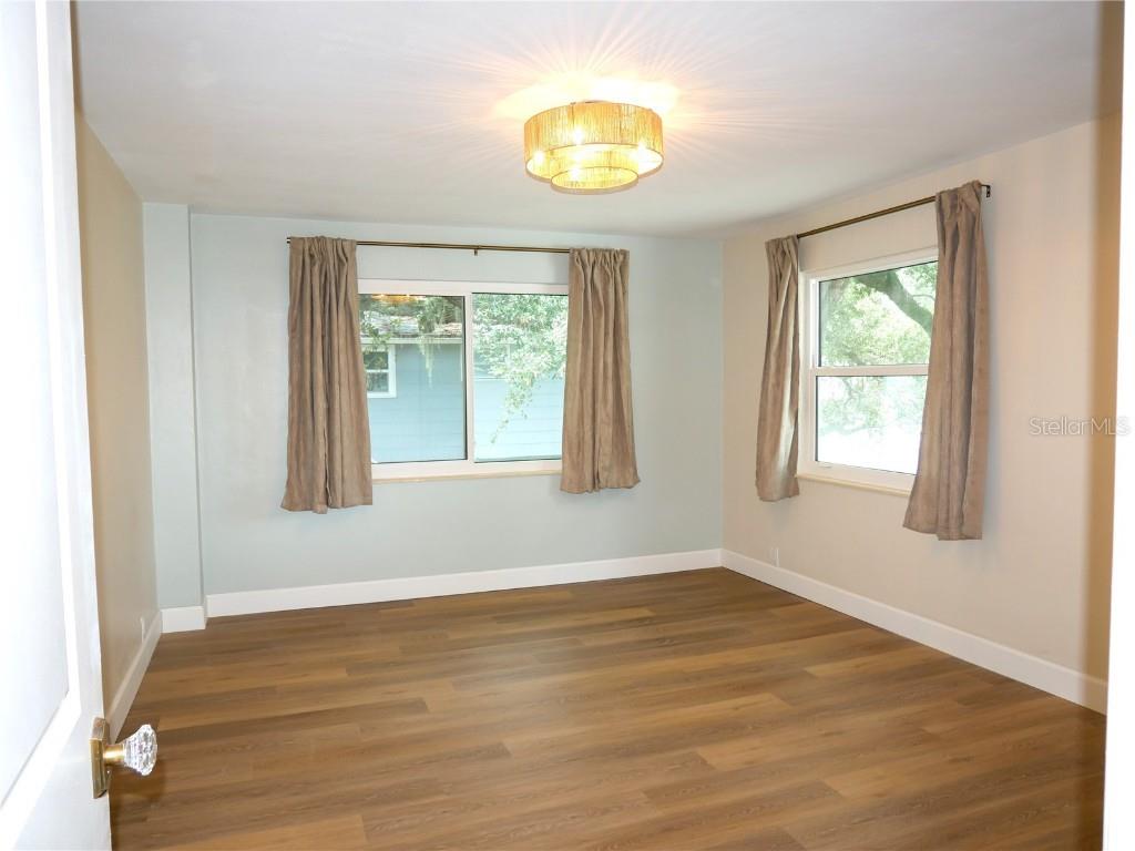 1003 17th Street N Saint Petersburg FL 33713 TB8420522 image28