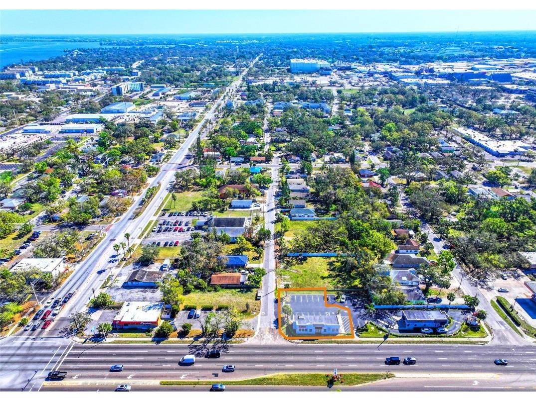 1003 1st Street E Bradenton FL 34208 A4652320 image4