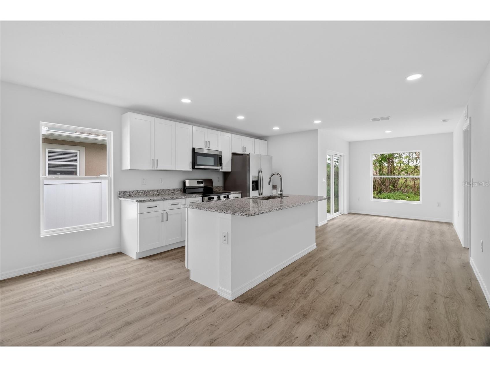 1003 Avenue A Haines City FL 33844 L4960205 image21