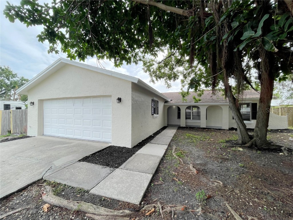 1003 Cornwall Court Brandon FL 33510 TB8393741 image1