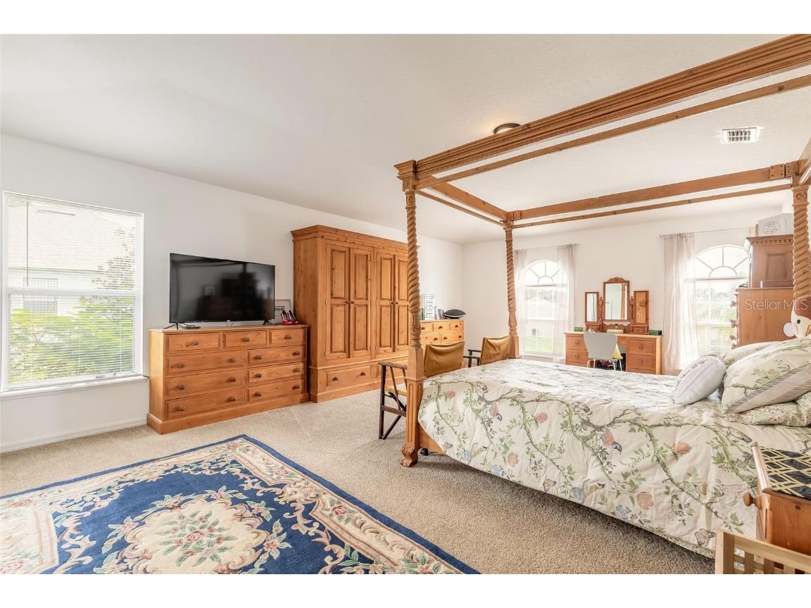 1003 Dampierre Court Kissimmee FL 34759 V4944967 image3