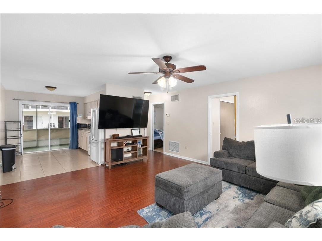 1003 Dora Avenue Tavares FL 32778 G5113261 image5
