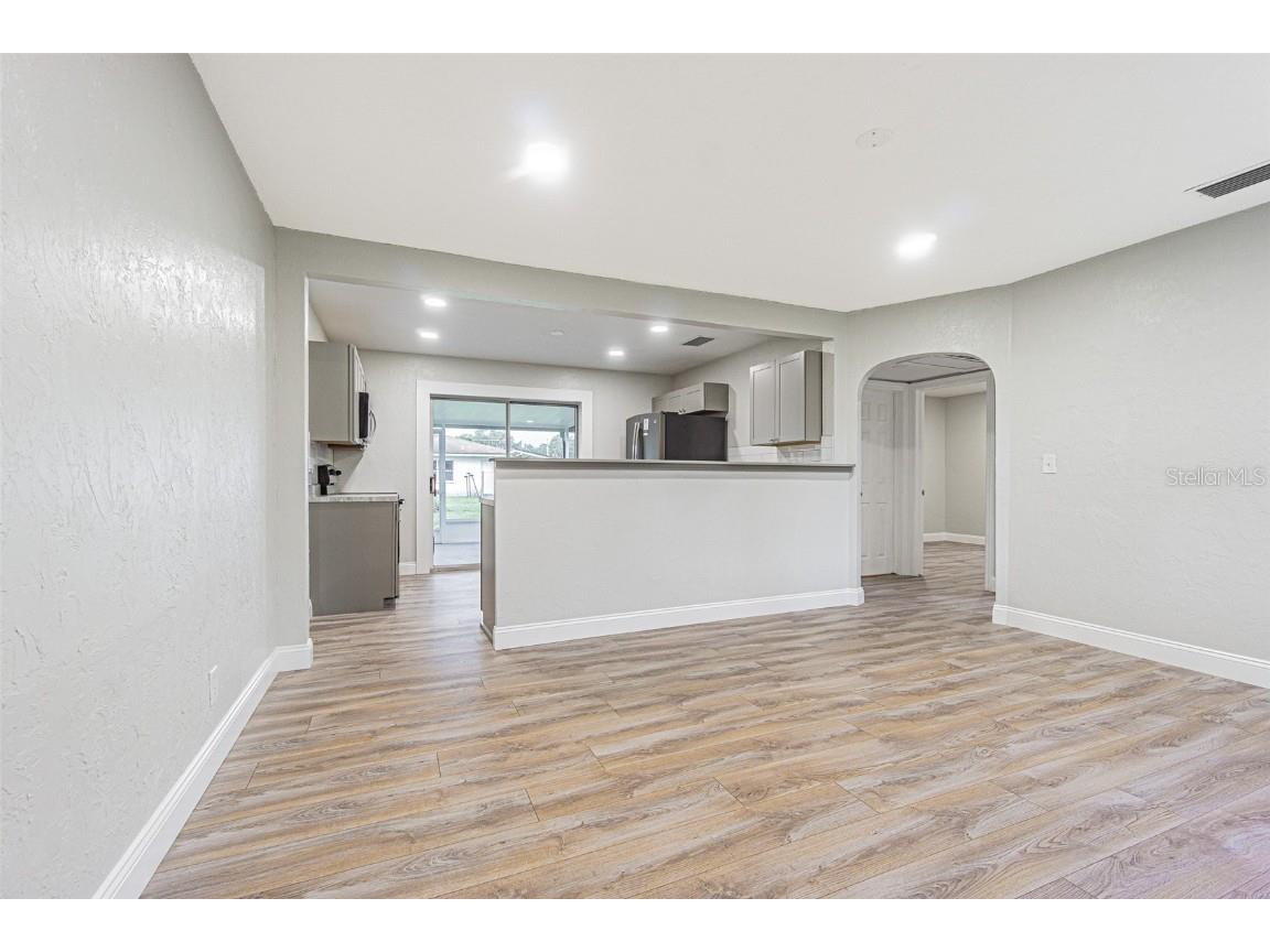 1003 N Bracewell Drive Plant City FL 33563 TB8428774 image16