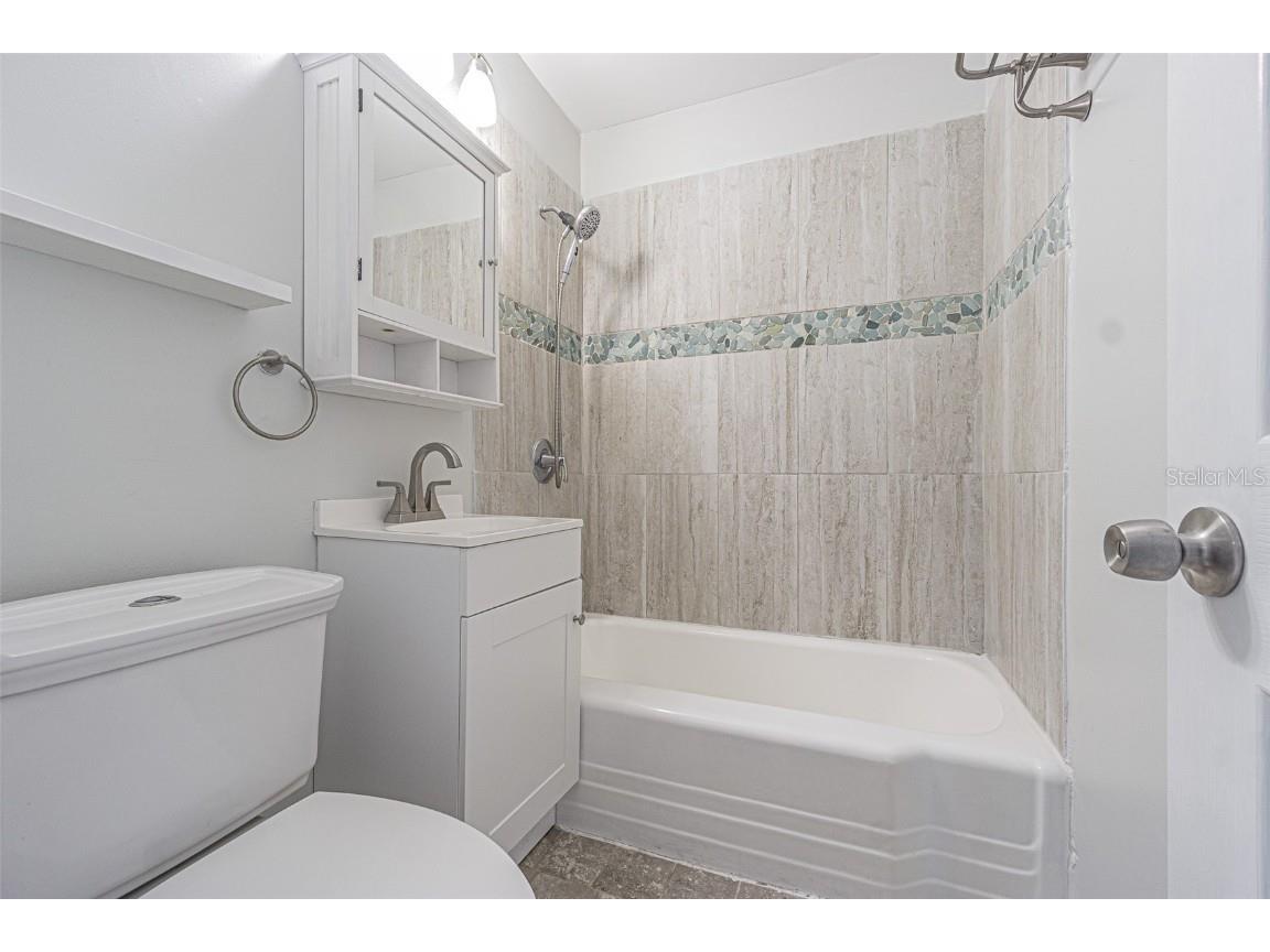 1003 N Bracewell Drive Plant City FL 33563 TB8428774 image20