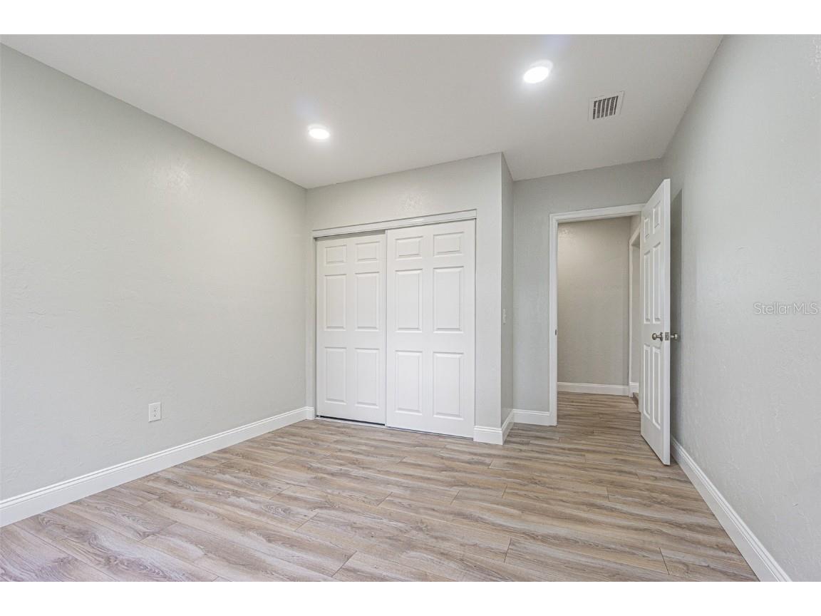 1003 N Bracewell Drive Plant City FL 33563 TB8428774 image25