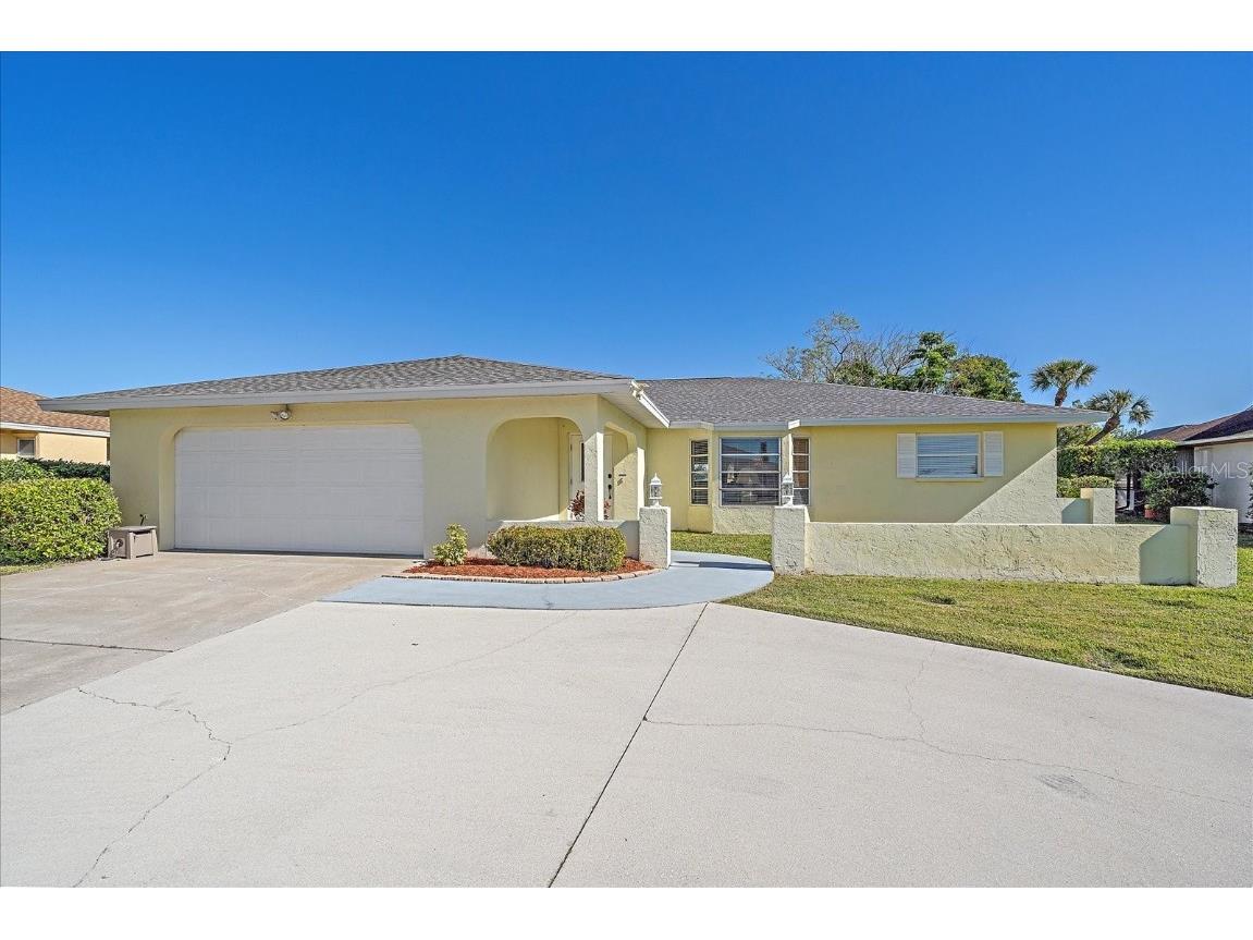 1003 N Gondola Drive Venice FL 34293 N6137920 image1