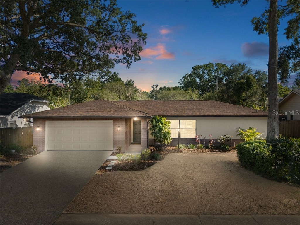 1003 Riflecrest Avenue Valrico FL 33594 TB8375123 image1