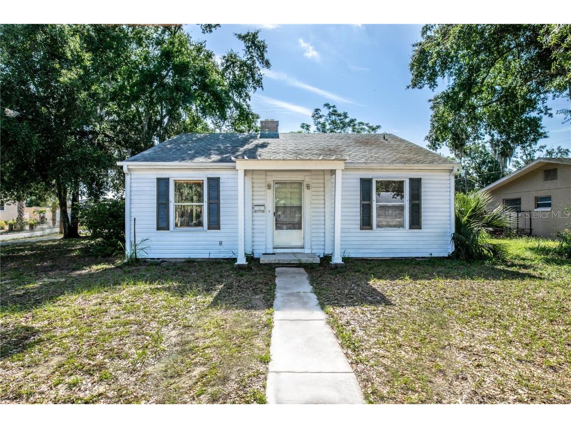 1003 S Center Street Eustis FL 32726 O6312982 image1