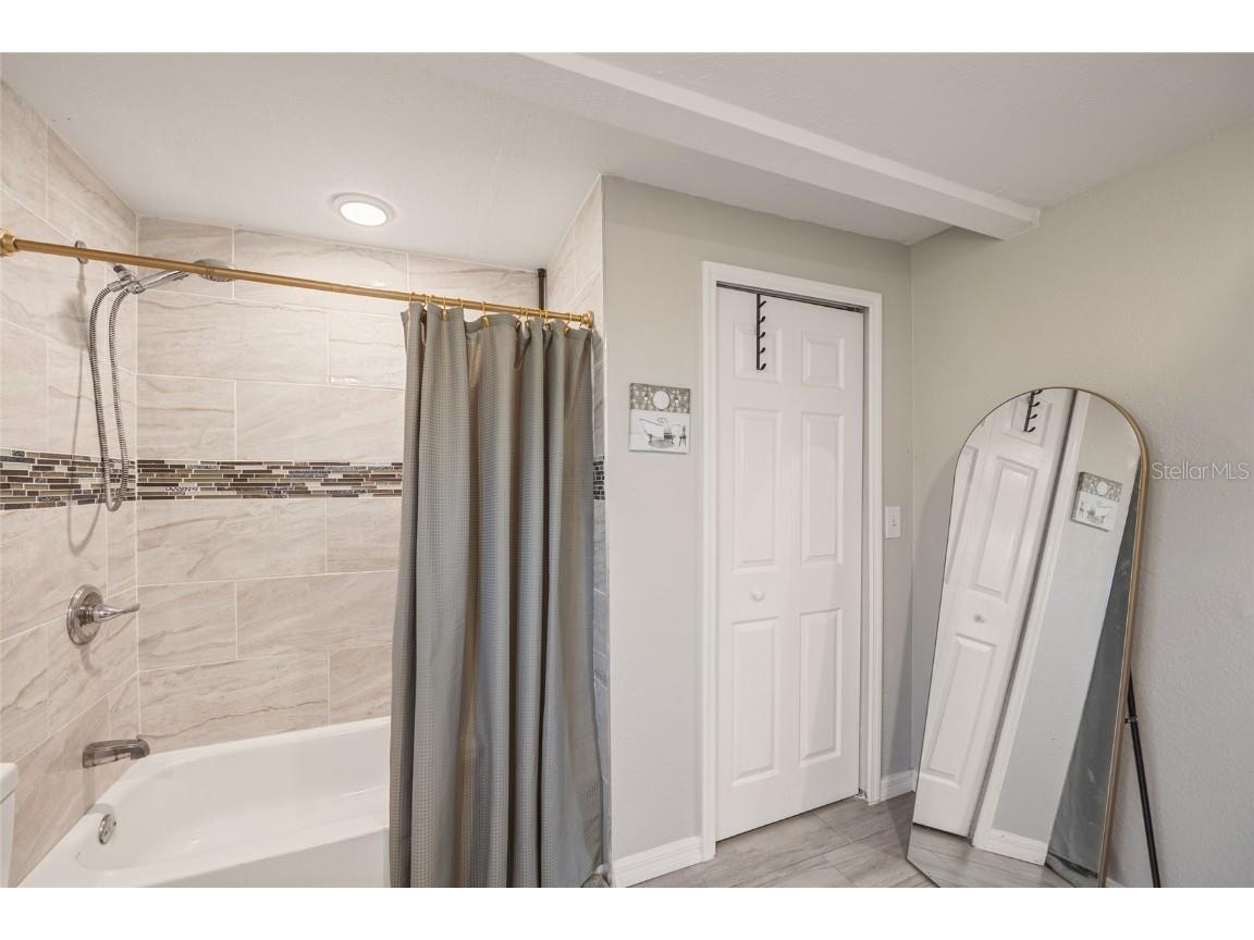 1003 SE 2nd Street Mulberry FL 33860 TB8432703 image18