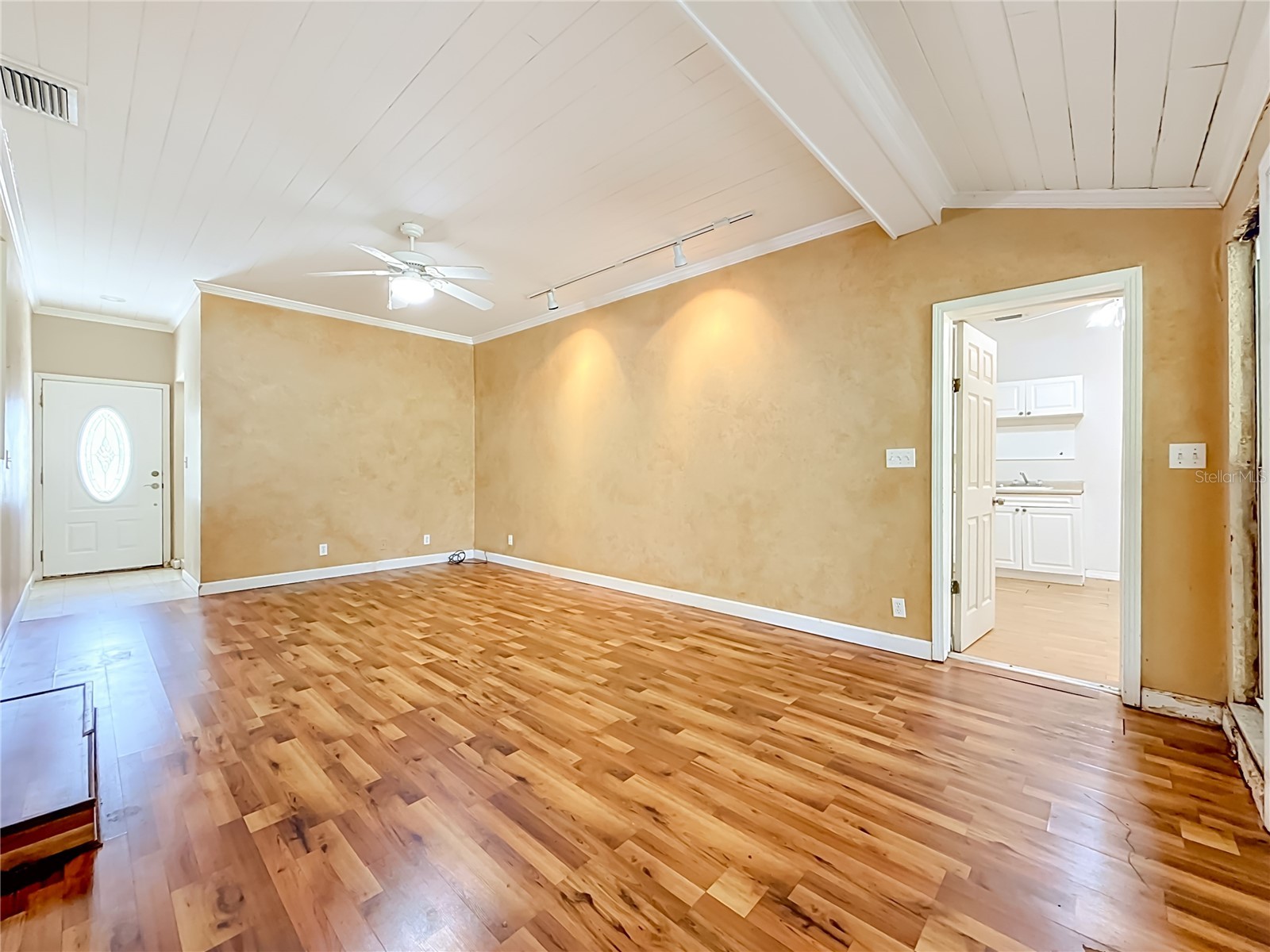1003 W Outbound Place Tampa FL 33612 TB8505290 image18