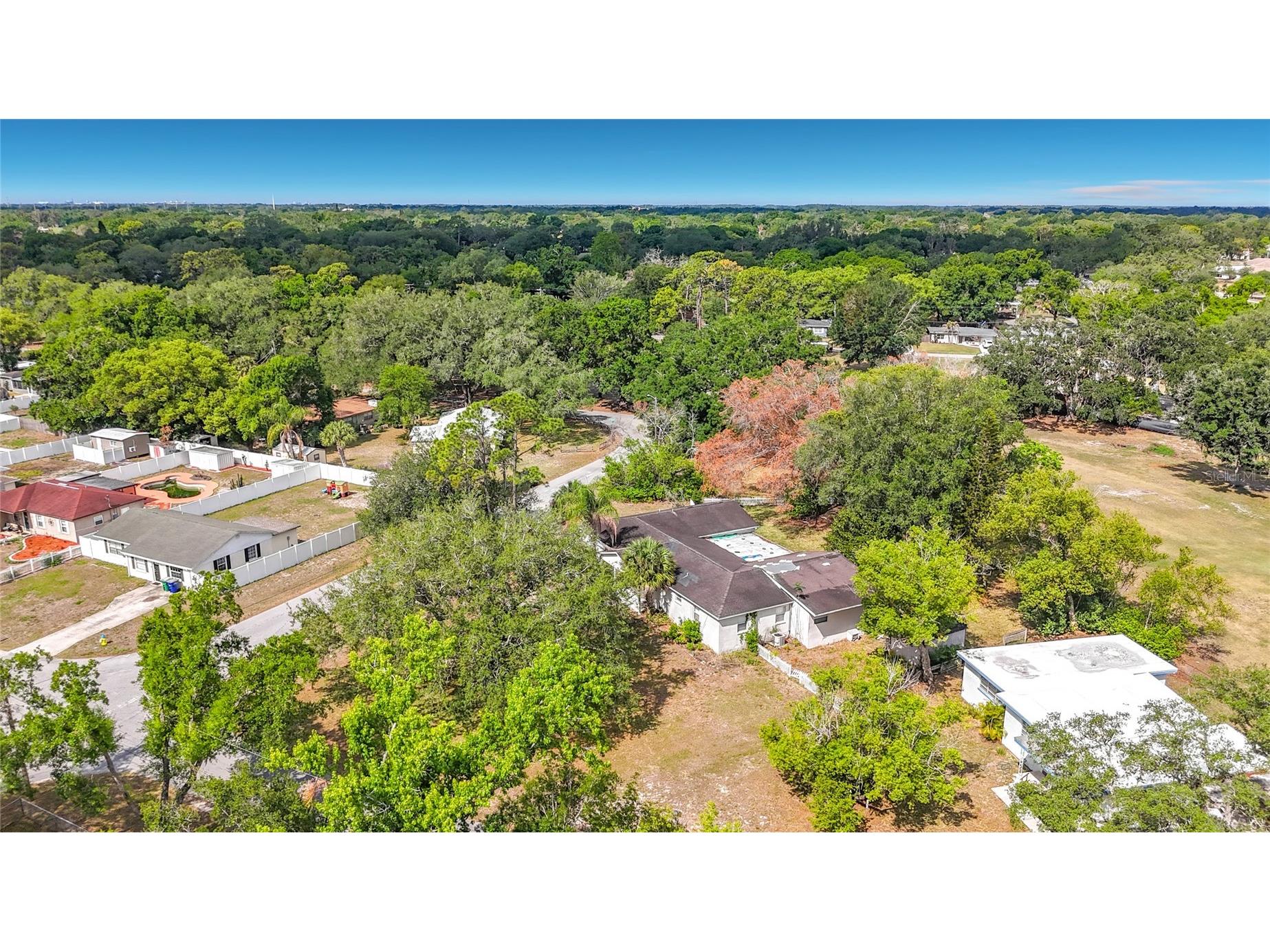 1003 W Outbound Place Tampa FL 33612 TB8505290 image65