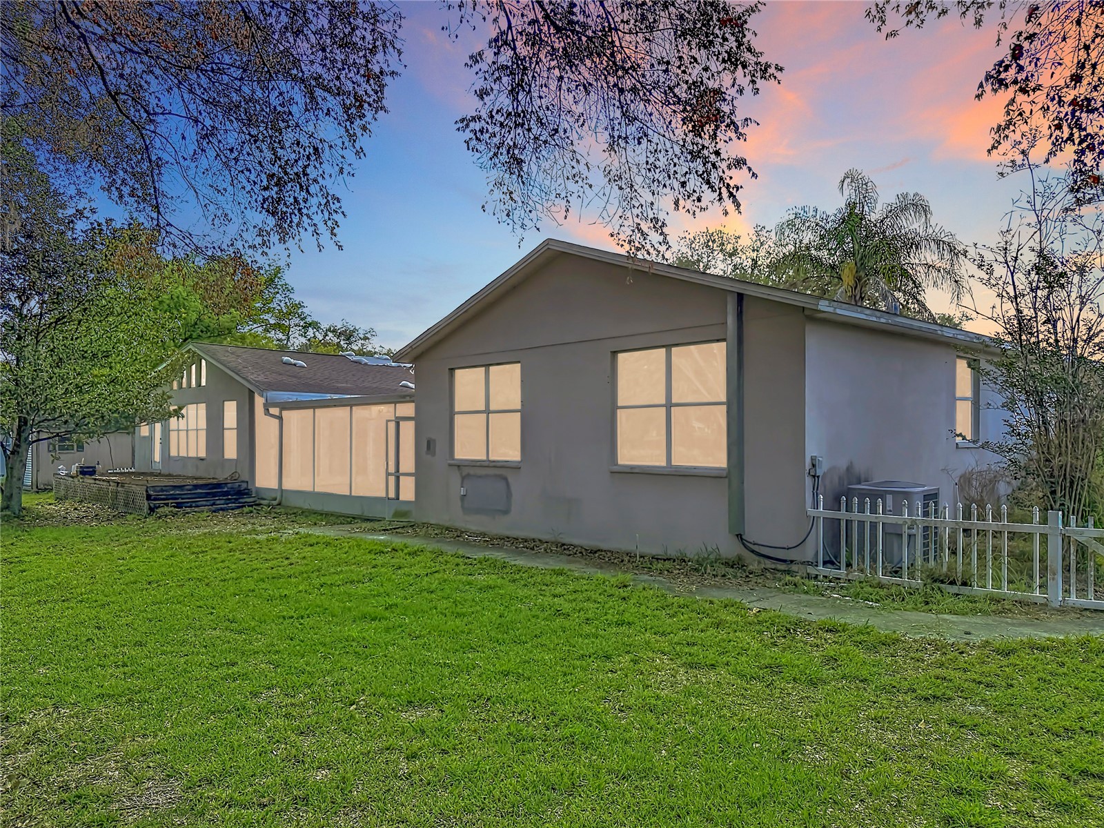 1003 W Outbound Place Tampa FL 33612 TB8505290 image8