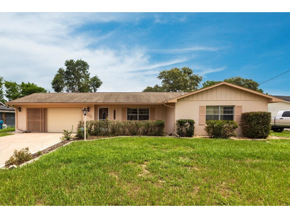 10031 Hayward Road Spring Hill FL 34608 W7877286 image1