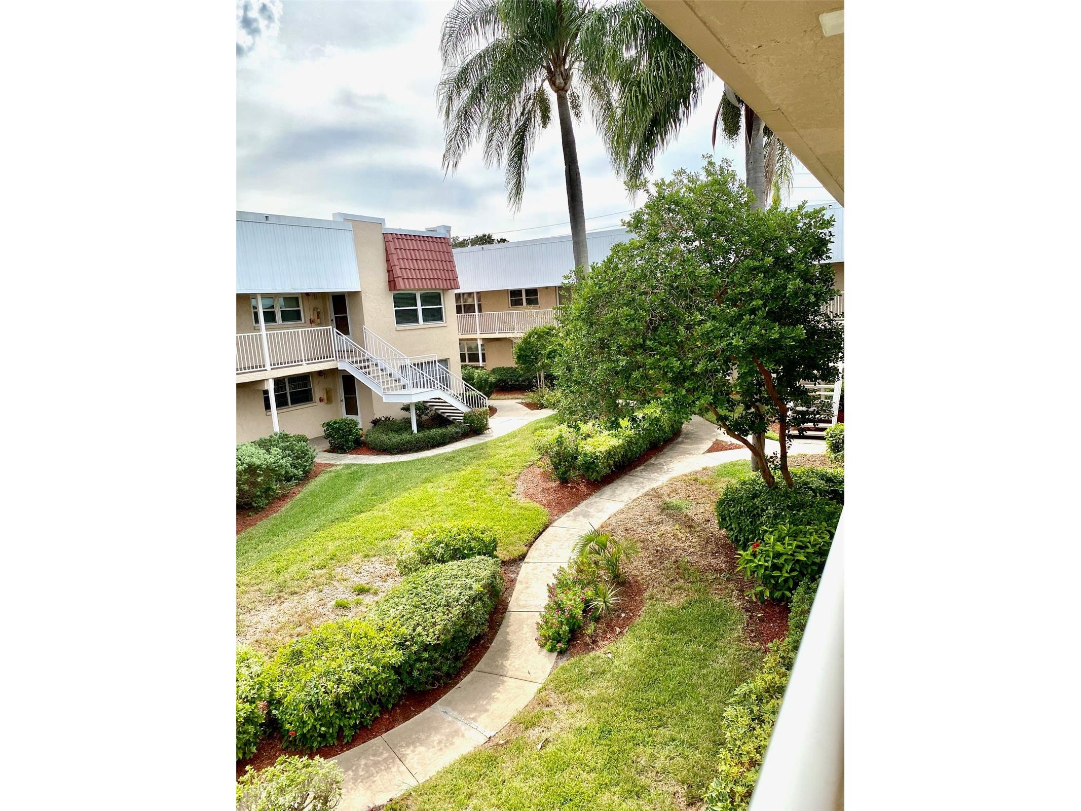 10032 65th Avenue N #17 Saint Petersburg FL 33708 TB8474751 image20