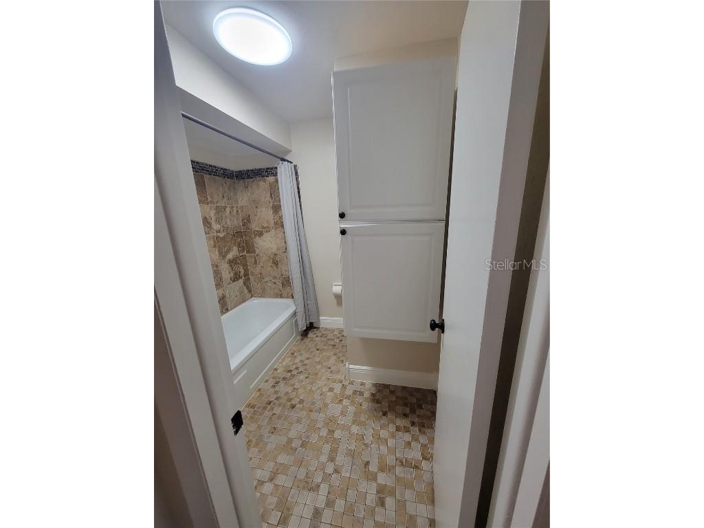 10032 65th Avenue N #19 Saint Petersburg FL 33708 TB8411519 image17