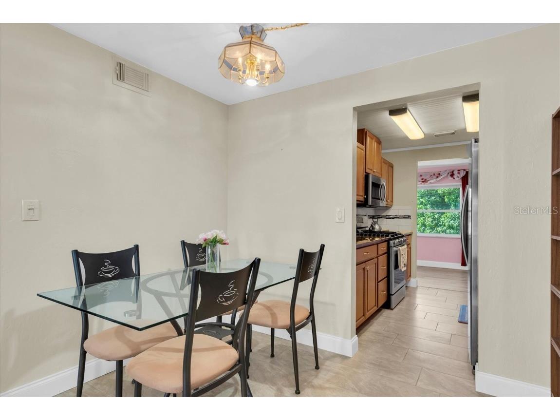 10032 65th Avenue N #24 Saint Petersburg FL 33708 TB8448244 image12