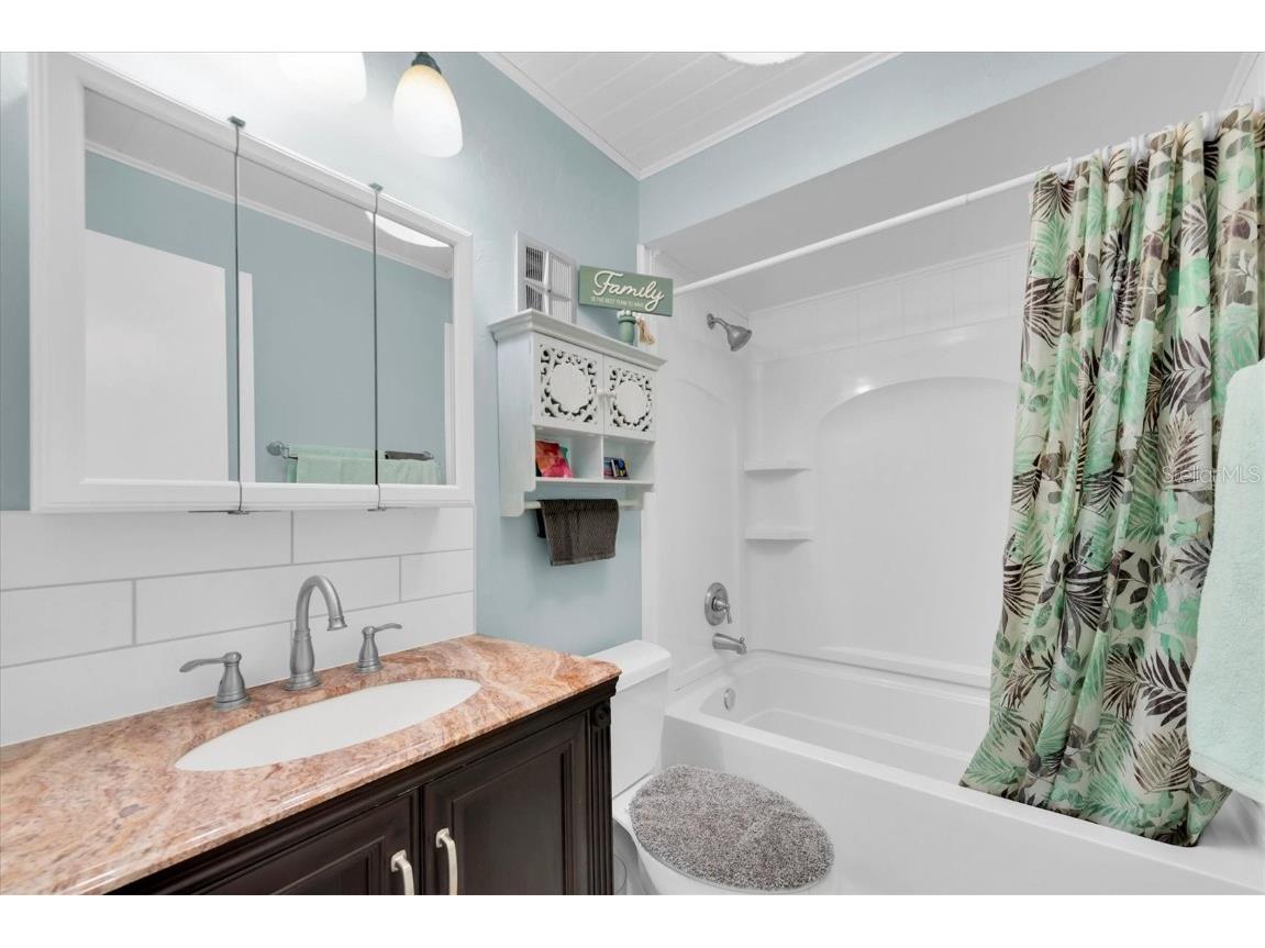 10032 65th Avenue N #24 Saint Petersburg FL 33708 TB8448244 image16