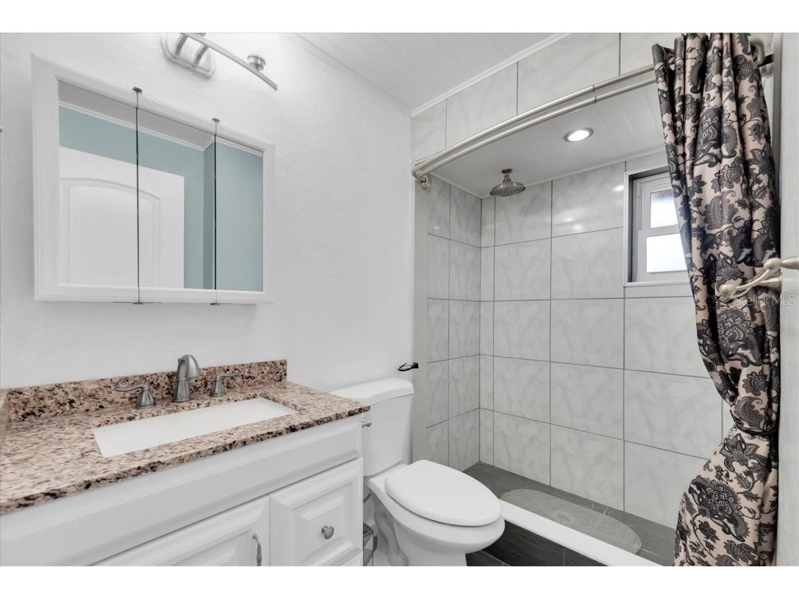 10032 65th Avenue N #24 Saint Petersburg FL 33708 TB8448244 image21