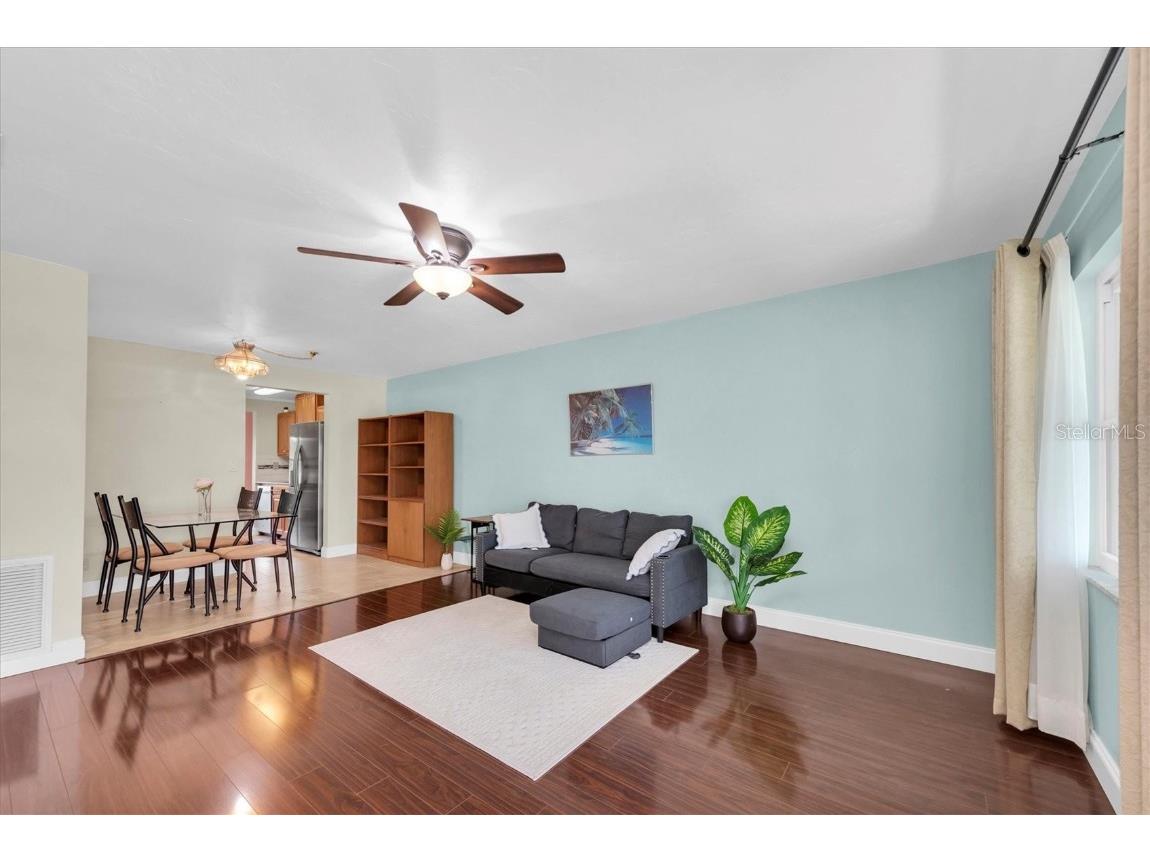 10032 65th Avenue N #24 Saint Petersburg FL 33708 TB8448244 image5