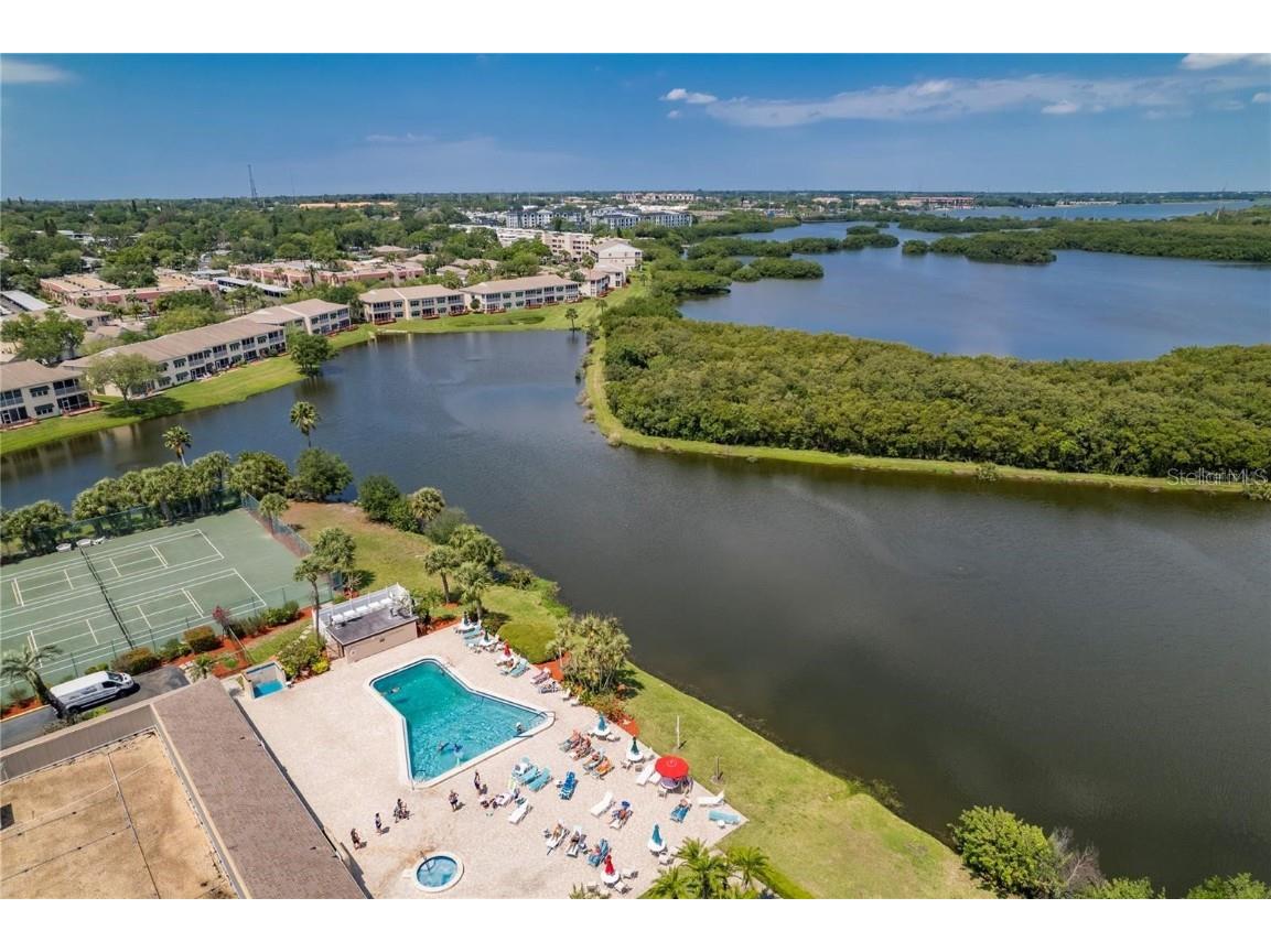 10032 65th Avenue N #24 Saint Petersburg FL 33708 TB8448244 image54