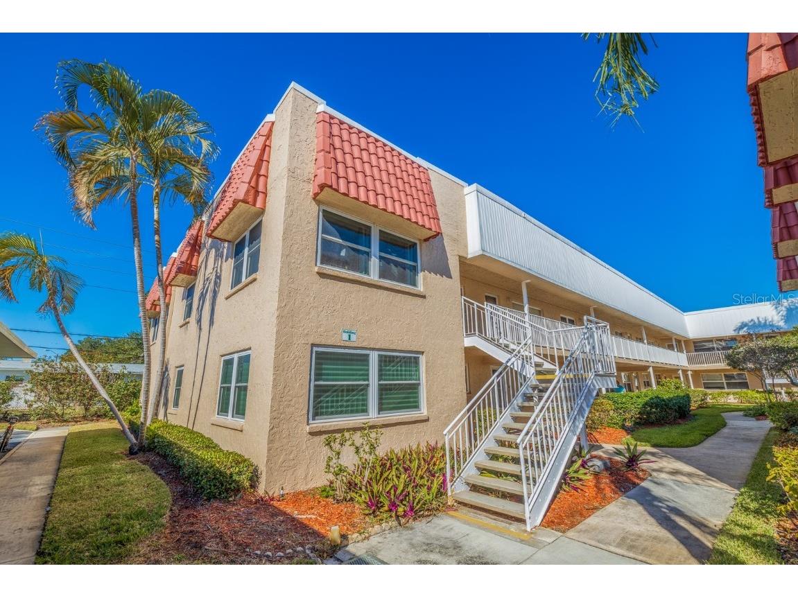 10032 65th Avenue N #26 Saint Petersburg FL 33708 U8187441 image1