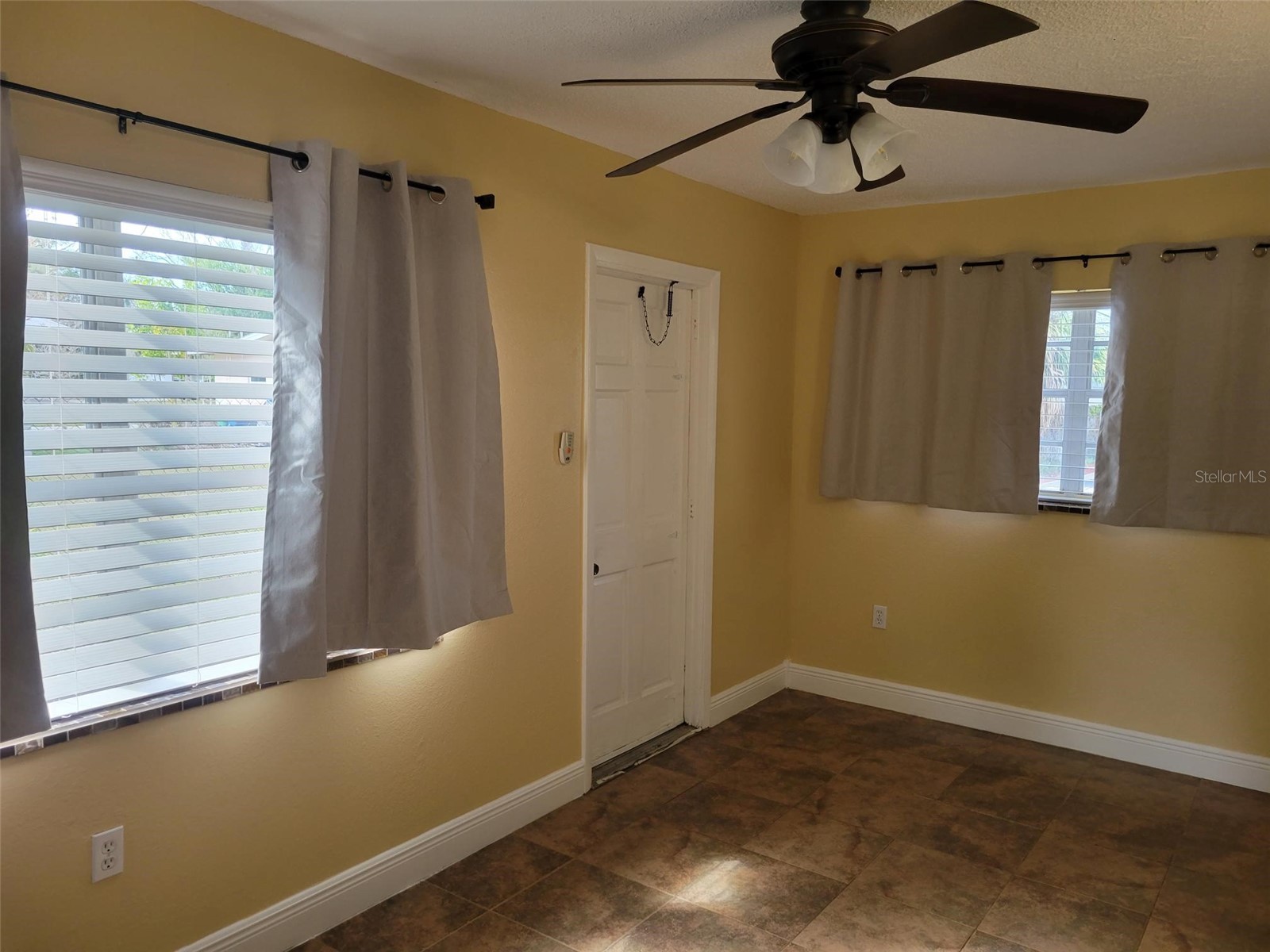 10032 65th Avenue N #8 Saint Petersburg FL 33708 TB8481826 image18