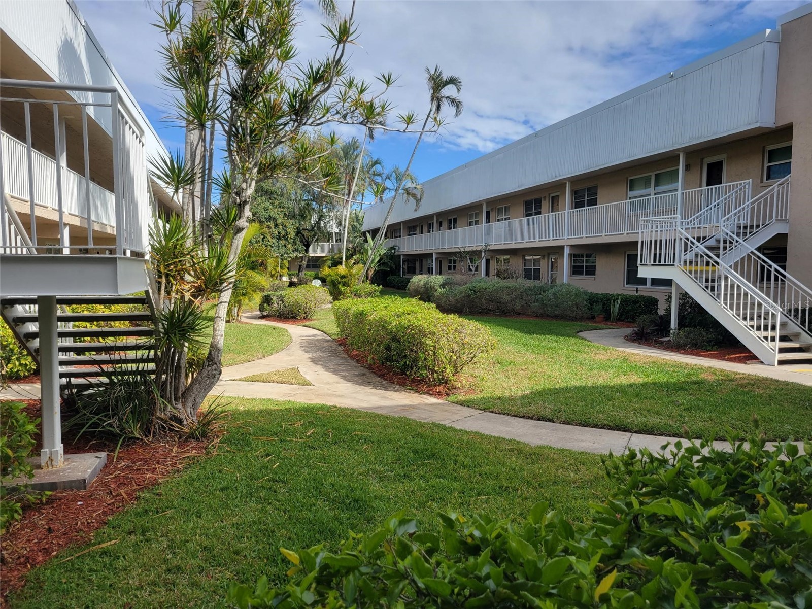 10032 65th Avenue N #8 Saint Petersburg FL 33708 TB8481826 image25