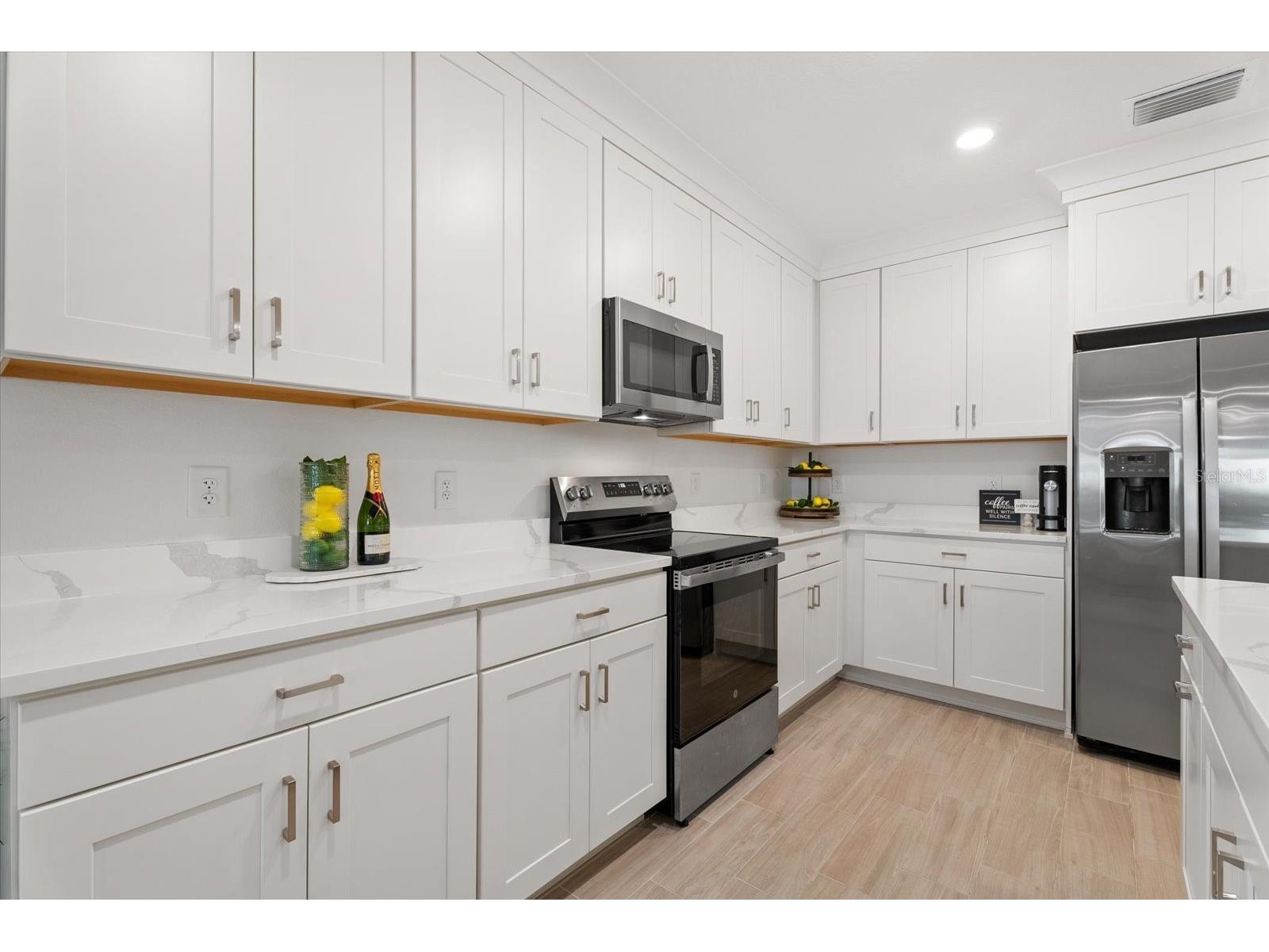 10032 Last Light Glen Parrish FL 34219 A4700538 image8