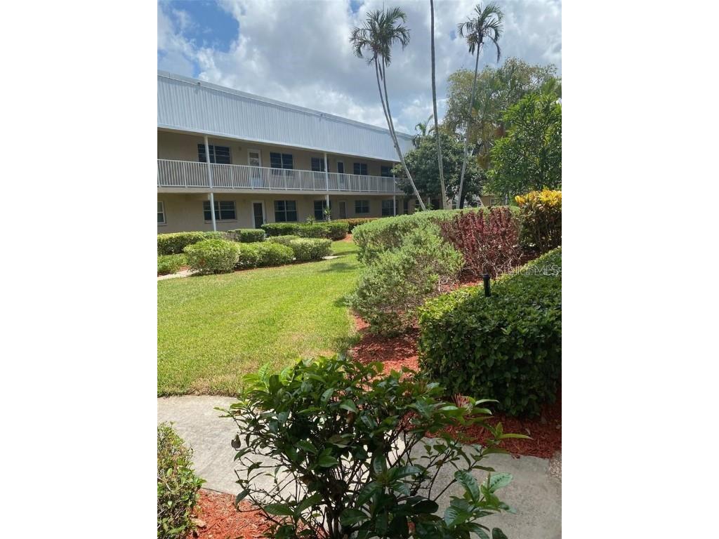 10033 64th Avenue N #1 Saint Petersburg FL 33708 TB8444068 image7