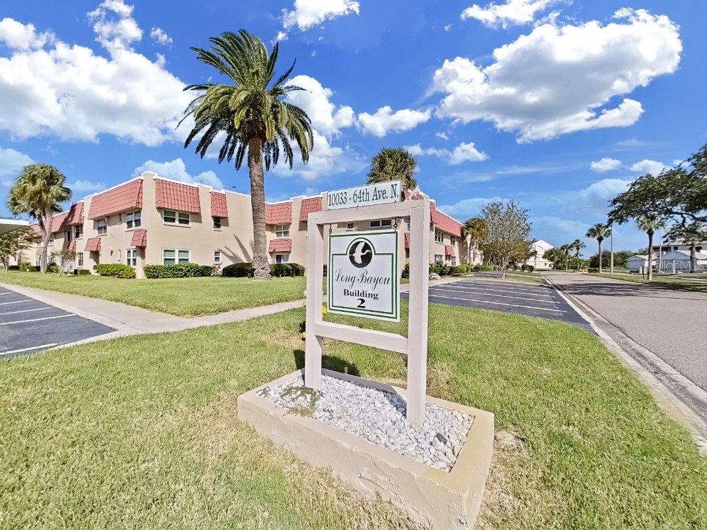 10033 64th Avenue N #18 Saint Petersburg FL 33708 U8227293 image1