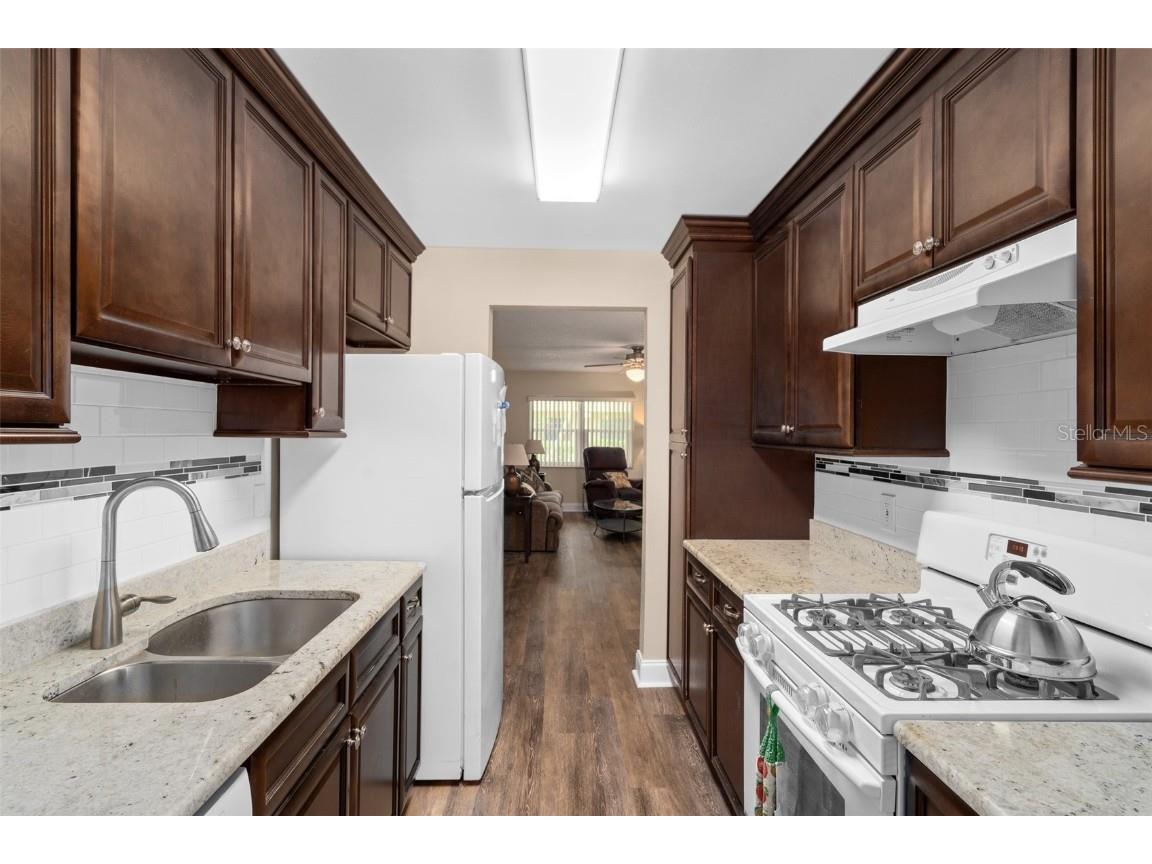 10033 64th Avenue N #4 Saint Petersburg FL 33708 TB8401614 image11