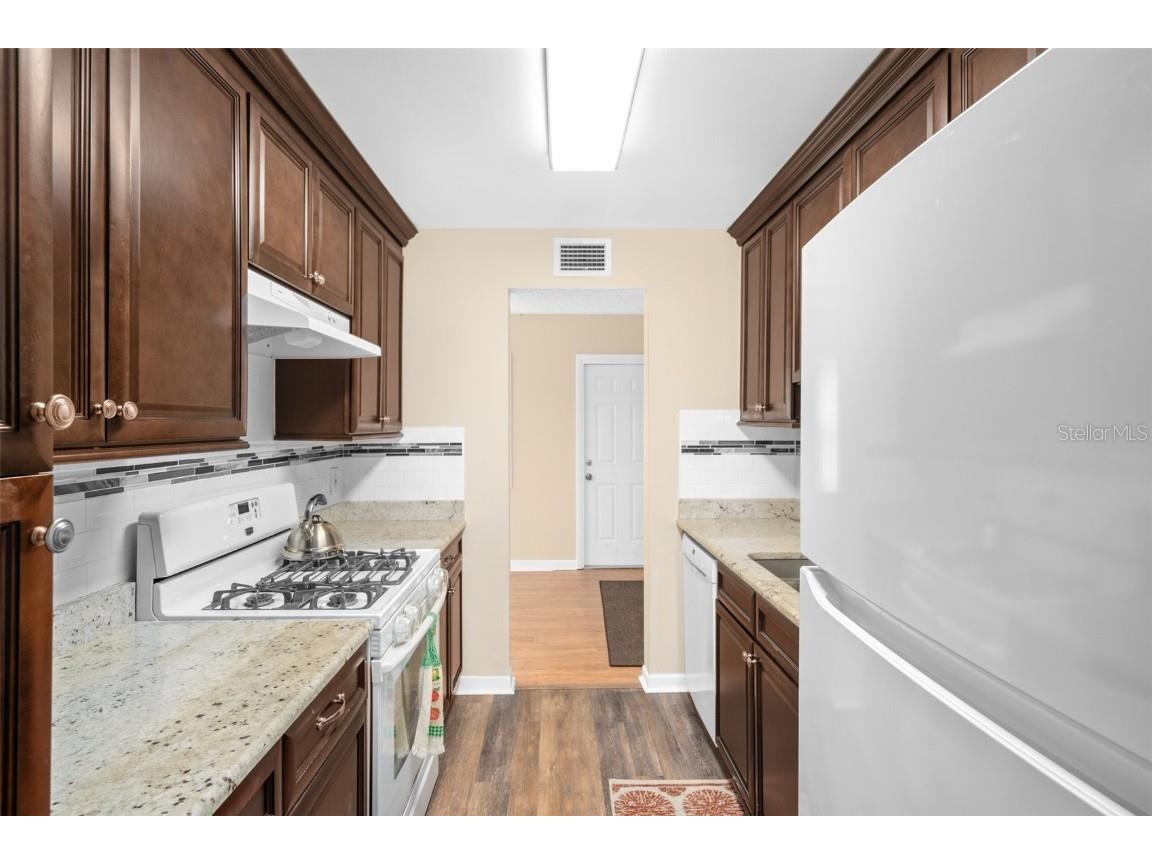 10033 64th Avenue N #4 Saint Petersburg FL 33708 TB8401614 image13