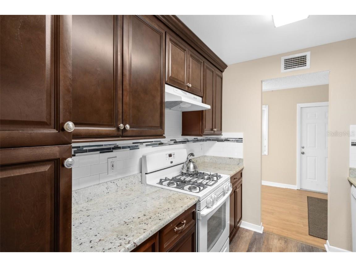 10033 64th Avenue N #4 Saint Petersburg FL 33708 TB8401614 image14