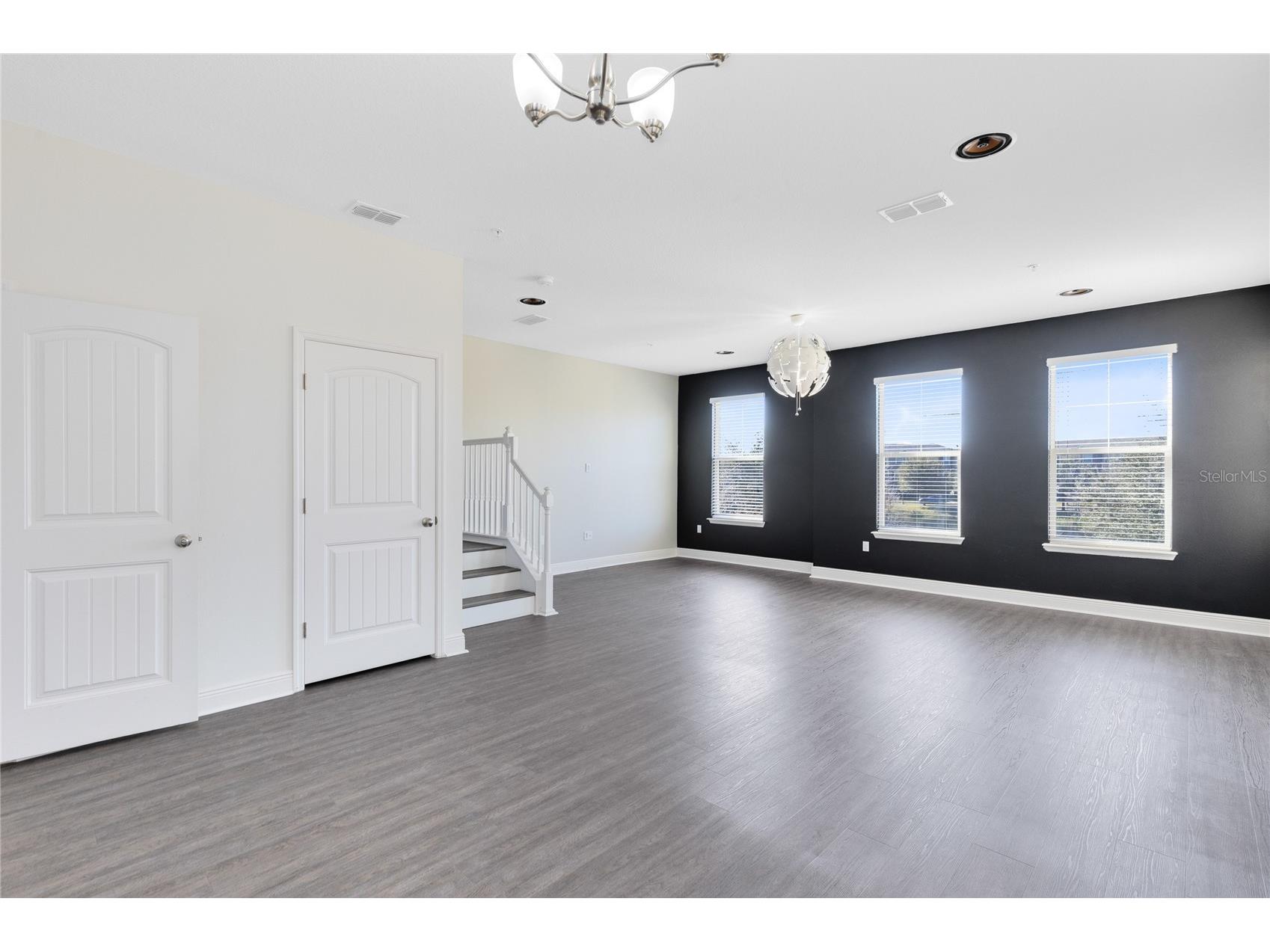 10033 Town Lake Dr Orlando FL 32832 O6378416 image16