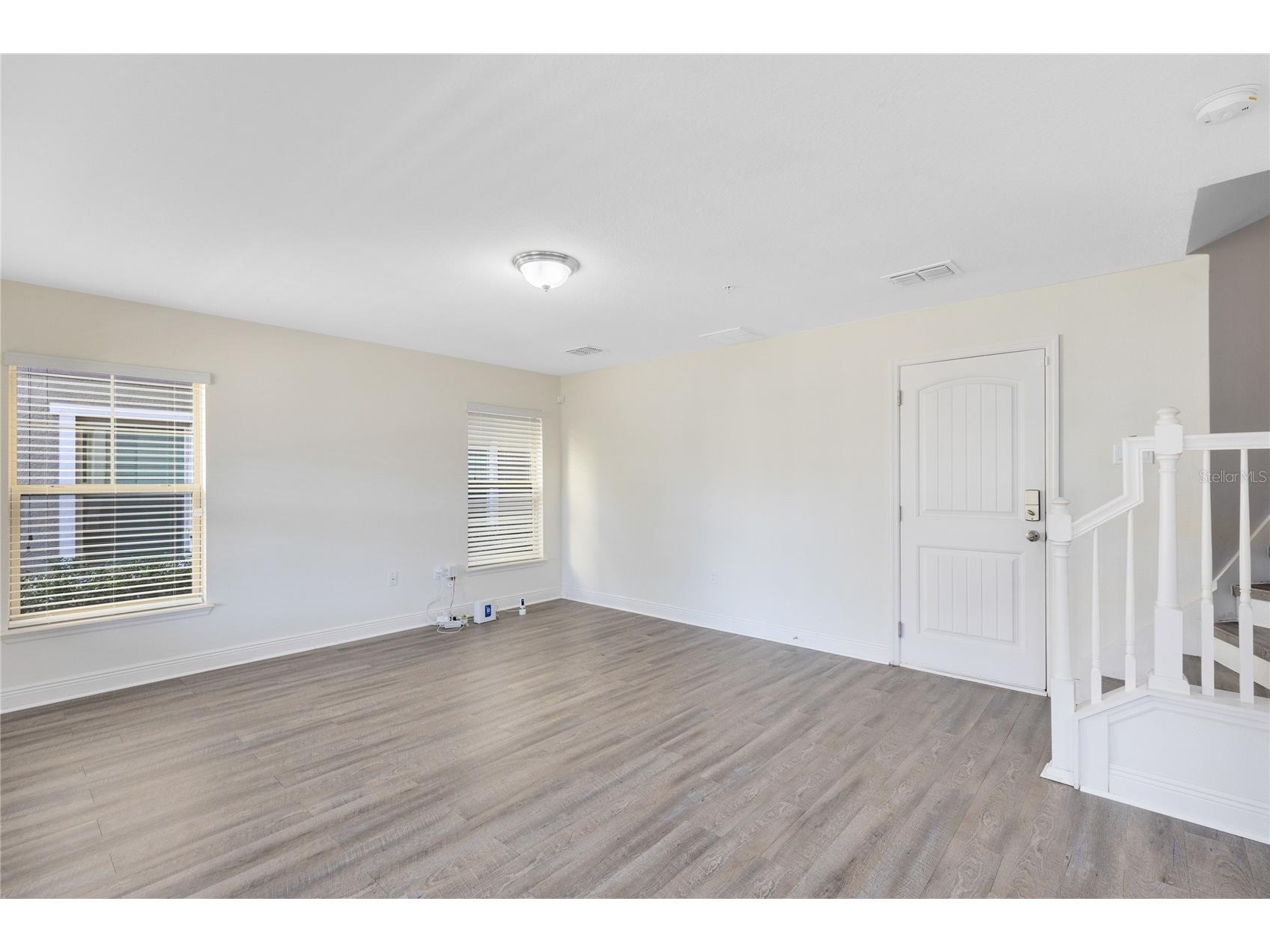 10033 Town Lake Dr Orlando FL 32832 O6378416 image3