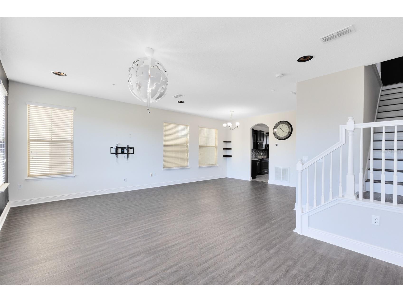 10033 Town Lake Dr Orlando FL 32832 O6378416 image5