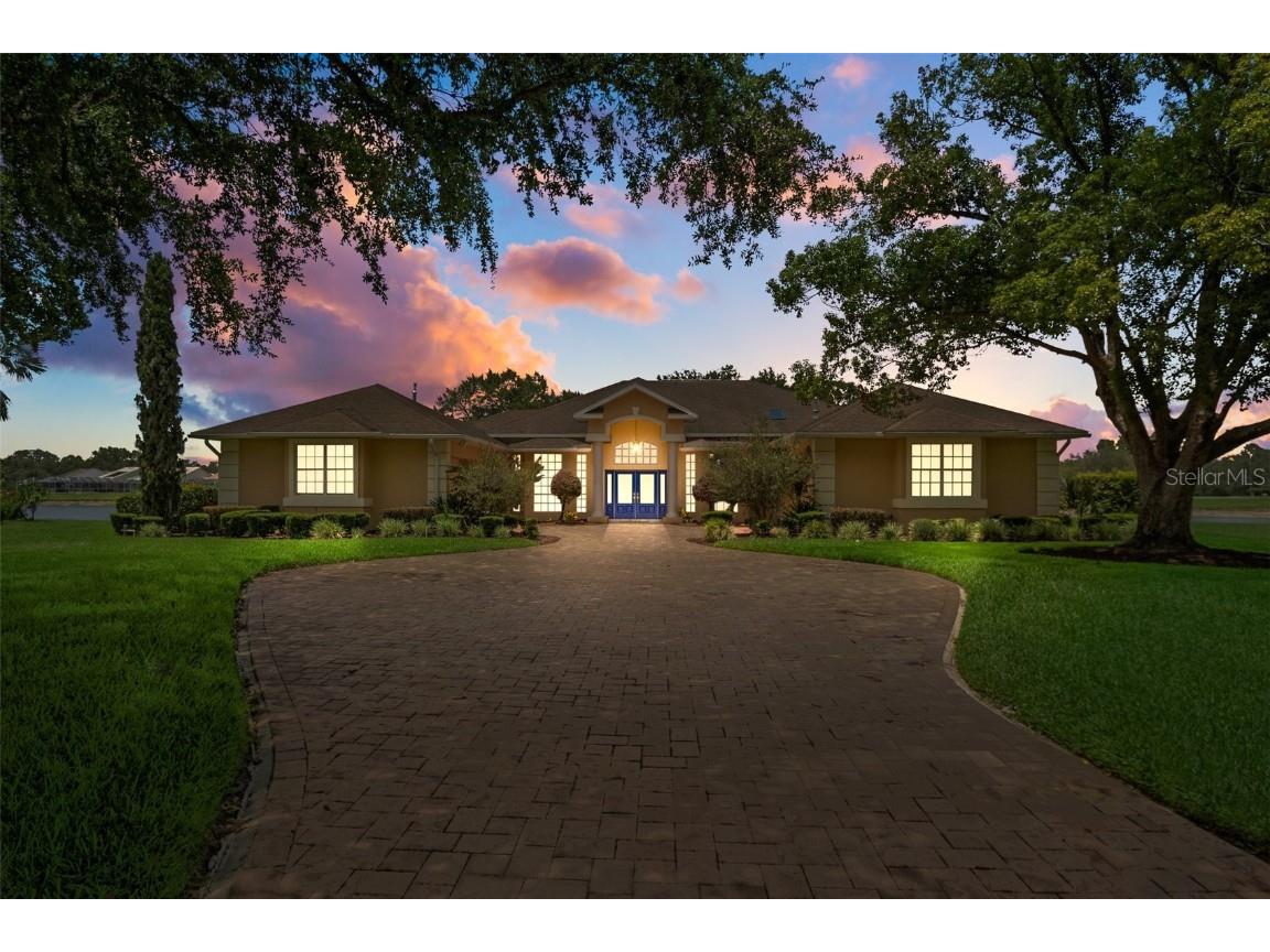 10033 Twelve Oaks Court Weeki Wachee FL 34613 W7855476 image1